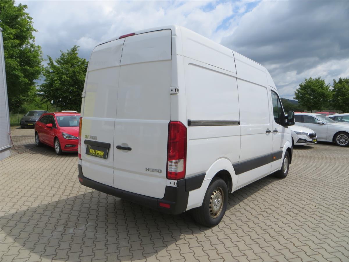 Hyundai H 350