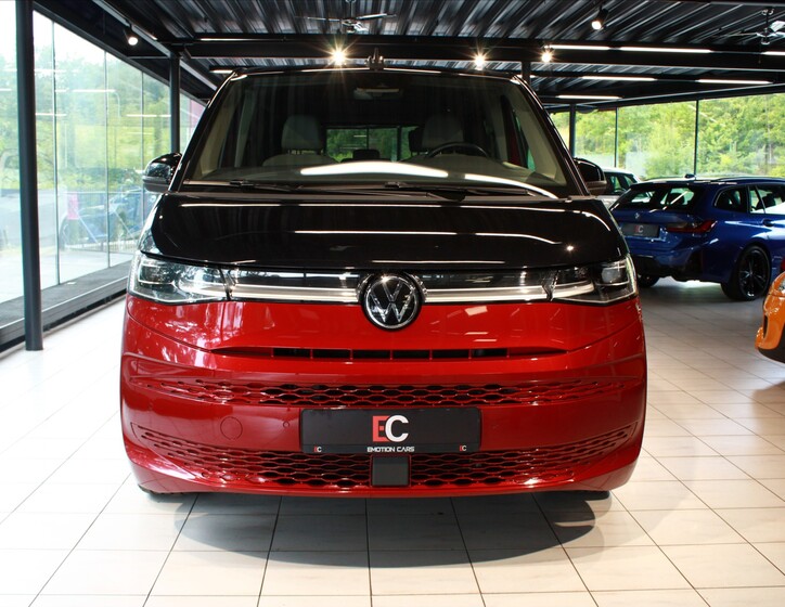 Volkswagen Multivan 2