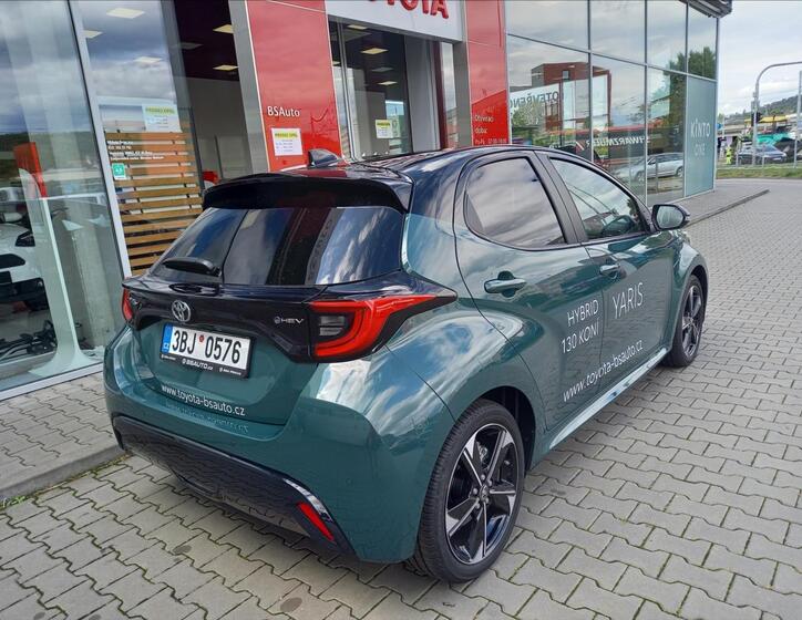 Toyota Yaris 4