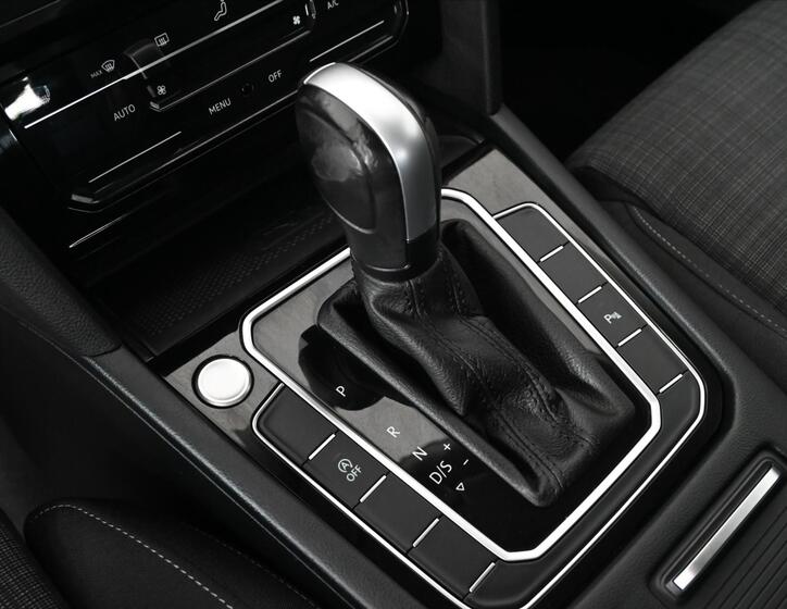 Volkswagen Passat 24