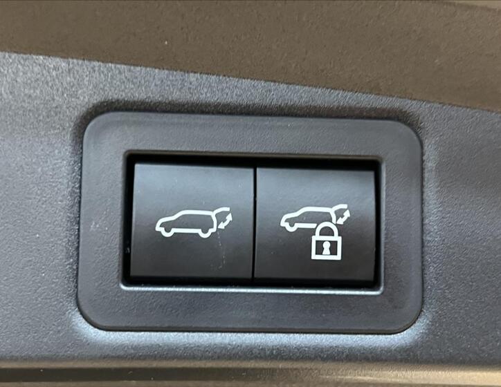 Toyota Corolla 13