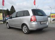 Opel Zafira 4