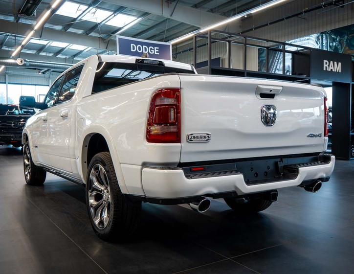 Dodge RAM 3