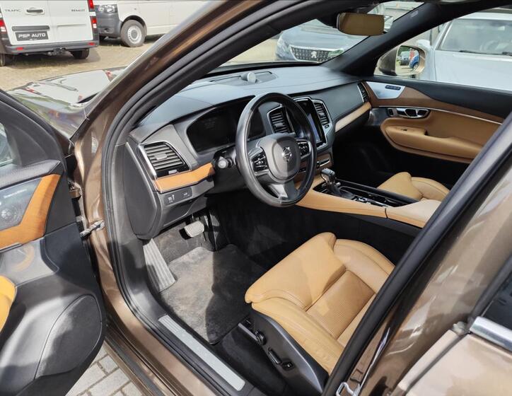 Volvo XC90 3