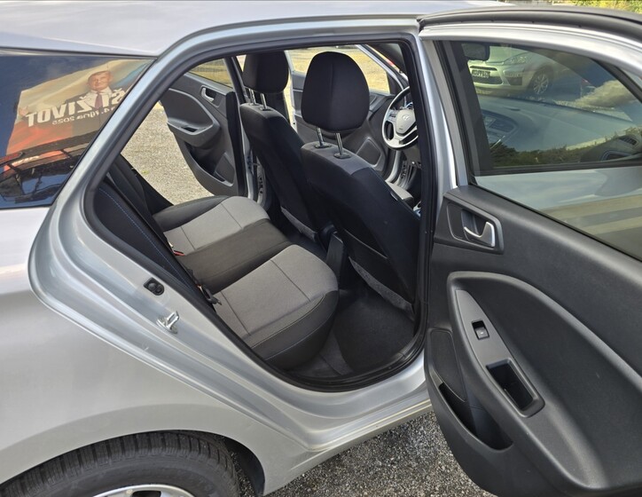 Hyundai i20 14