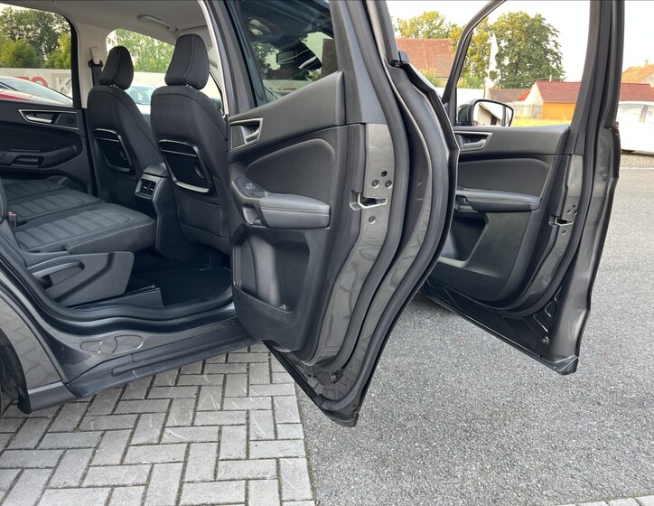 Ford Galaxy 48