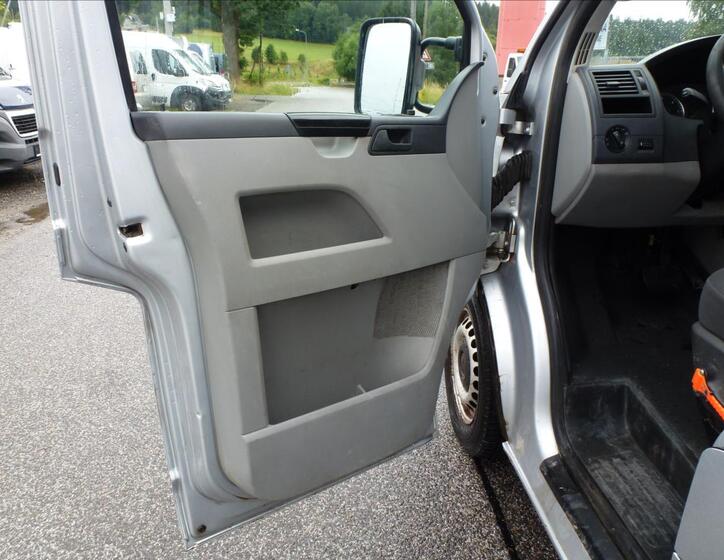 Volkswagen Transporter 16