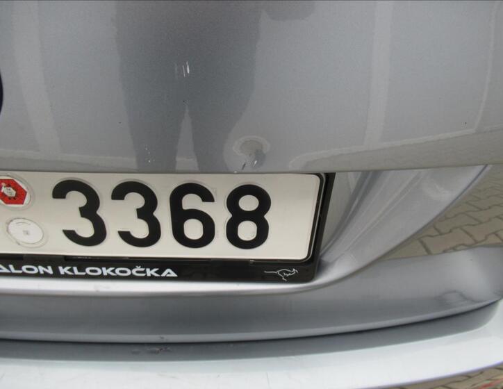 Škoda Superb 22