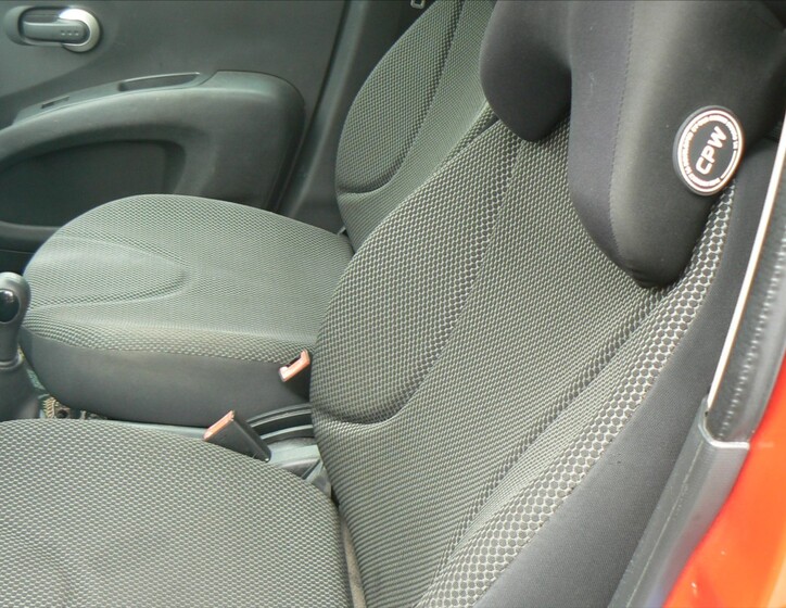 Nissan Micra 11