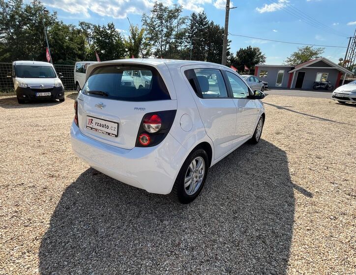 Chevrolet Aveo 7