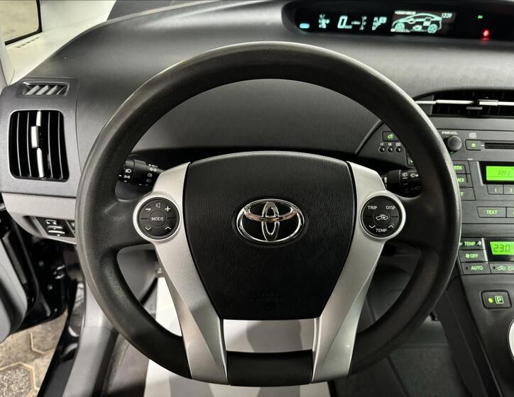 Toyota Prius 17