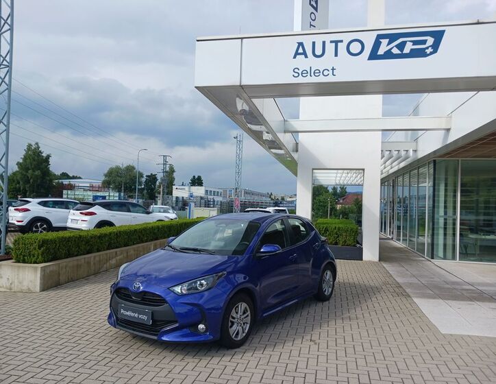 Toyota Yaris 1