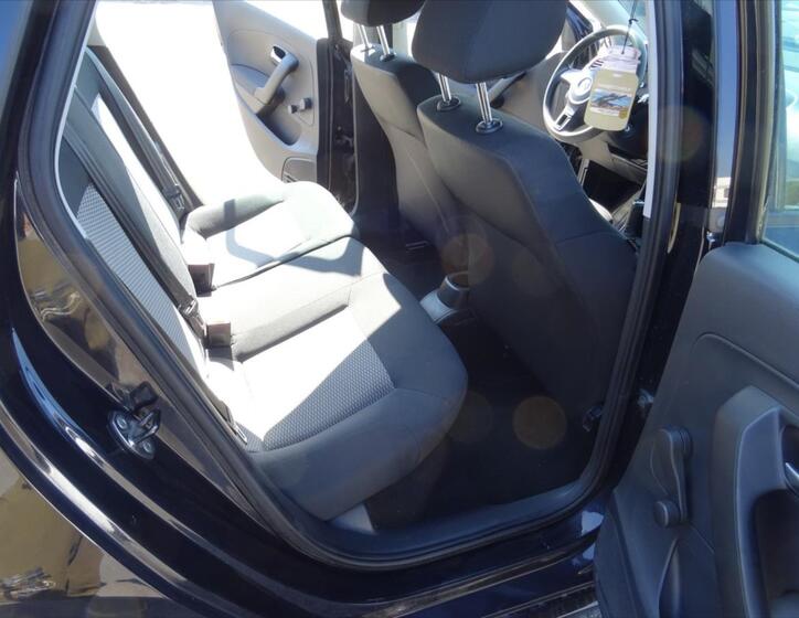 Volkswagen Polo 12