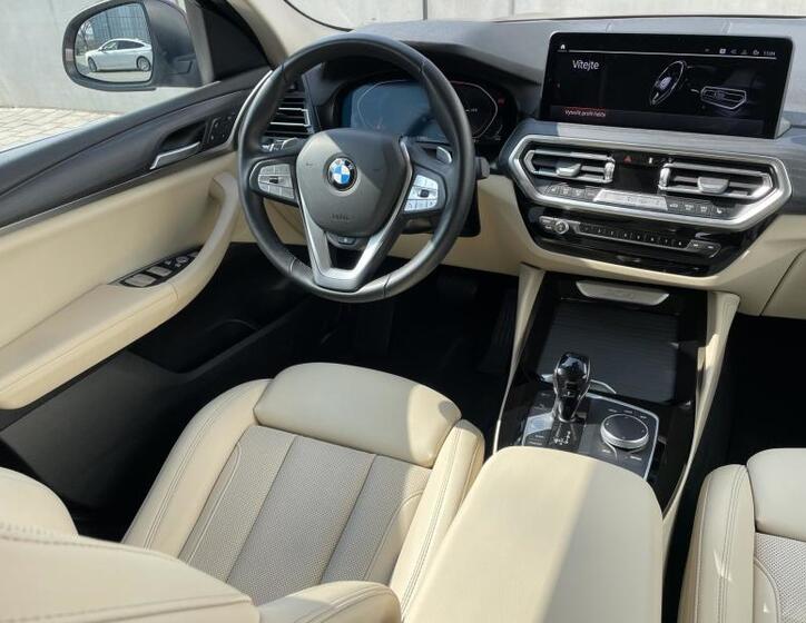 BMW X4 8