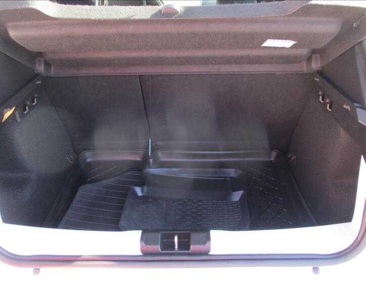 Dacia Sandero 9