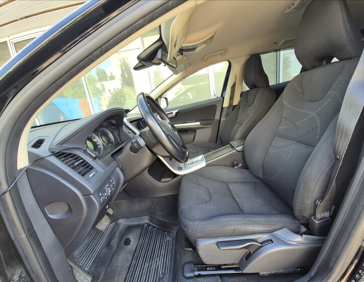 Volvo XC60 9
