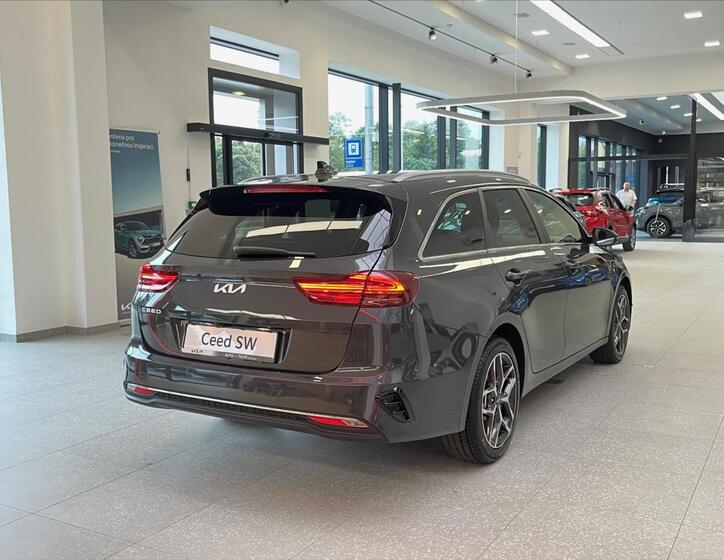 KIA Ceed 5