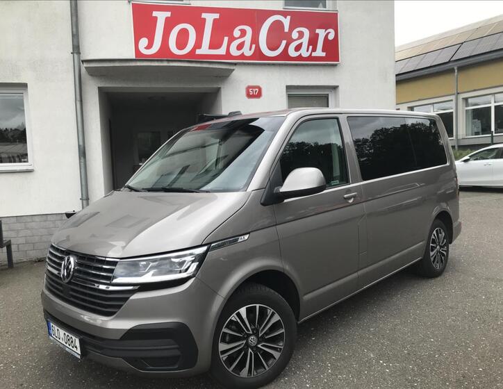 Volkswagen Caravelle 1