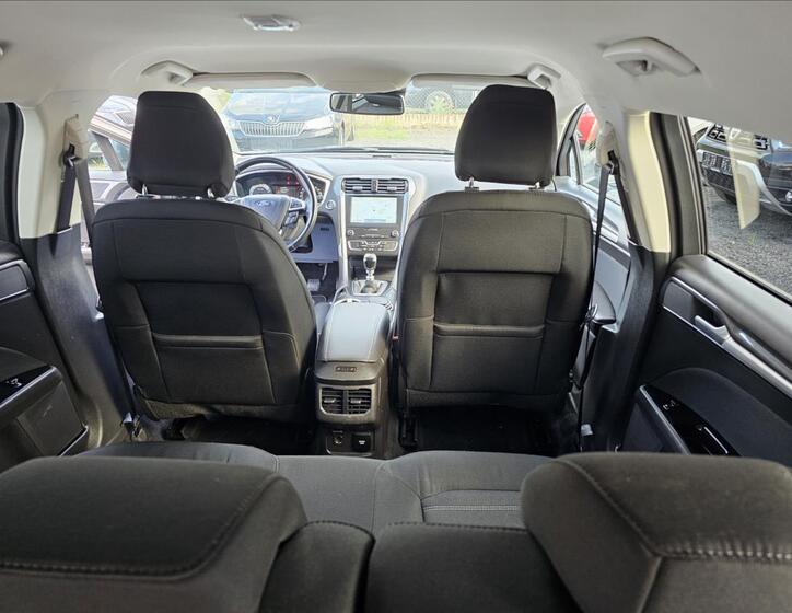 Ford Mondeo 31