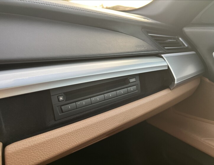 BMW Řada 7 19