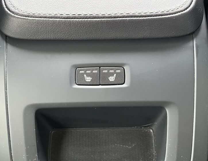 Volvo XC90 28