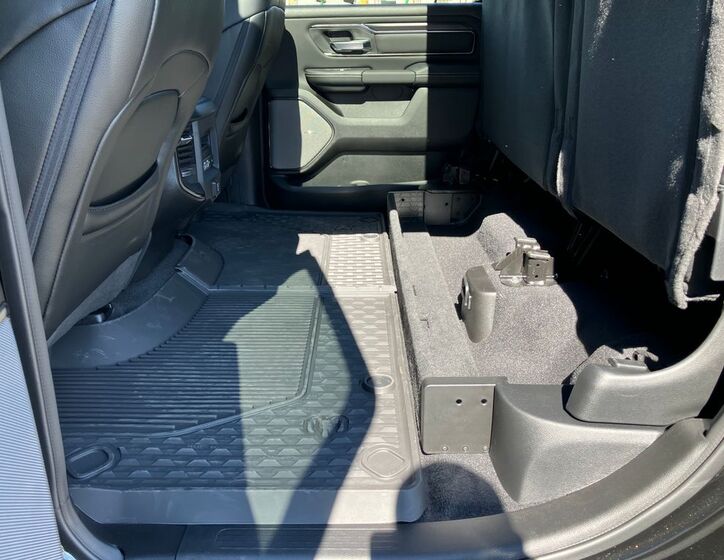 Dodge RAM 46
