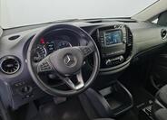 Mercedes-Benz Vito 9