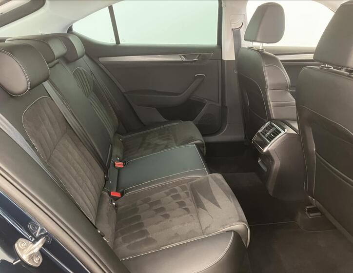 Škoda Superb 22