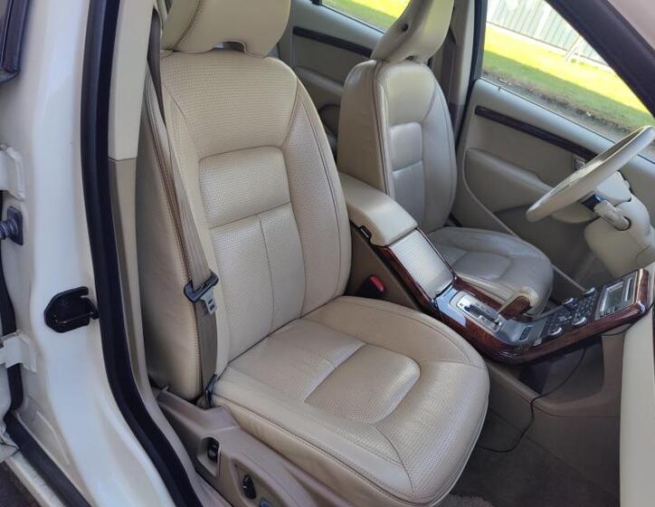 Volvo S80 25
