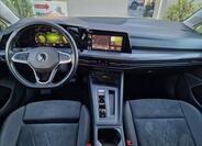 Volkswagen Golf 23