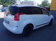 Peugeot 5008 9