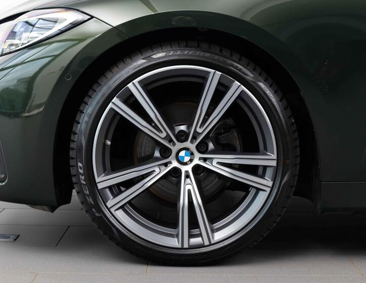 BMW Řada 4 8