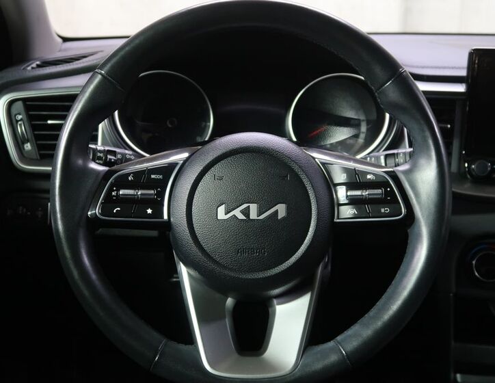 KIA Ceed 14