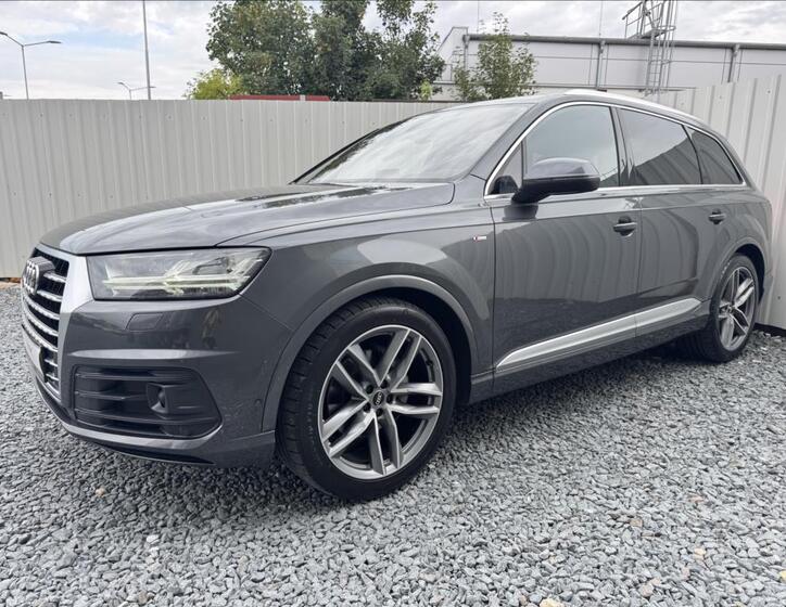 Audi Q7 3