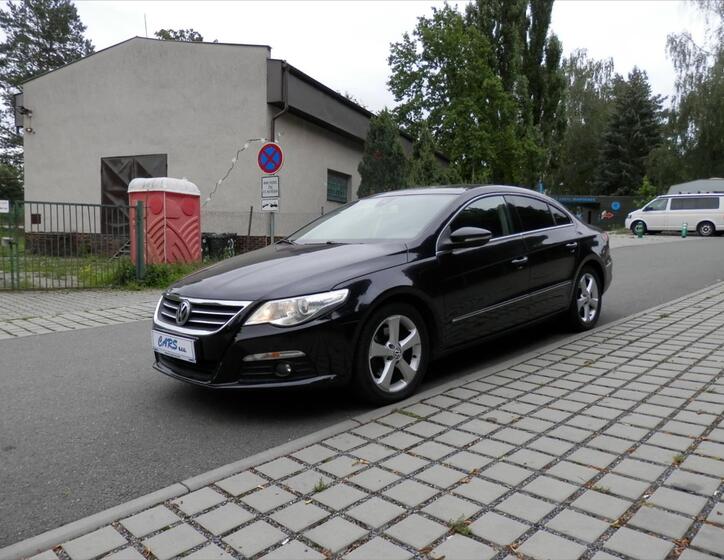 Volkswagen Passat 1