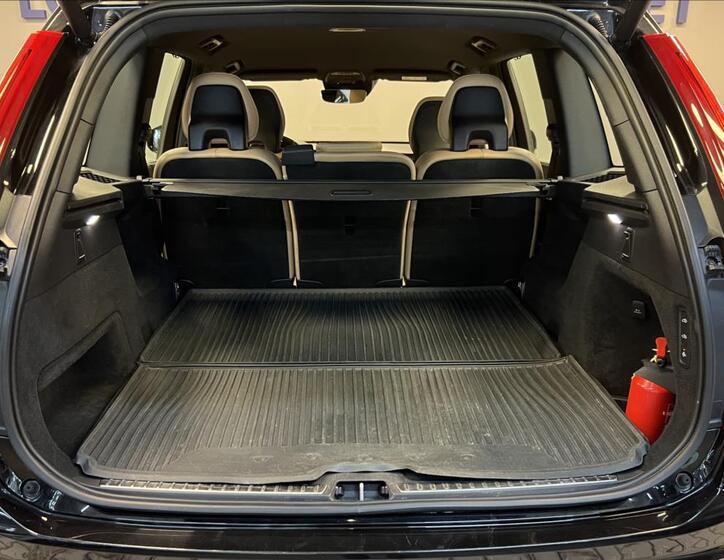 Volvo XC90 9