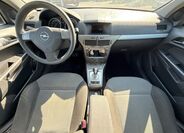 Opel Astra 9