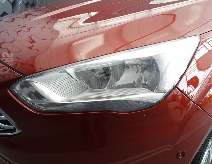 Ford Grand C-MAX 27