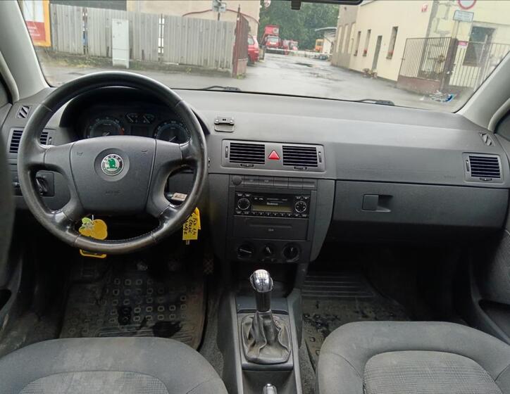Škoda Fabia 15
