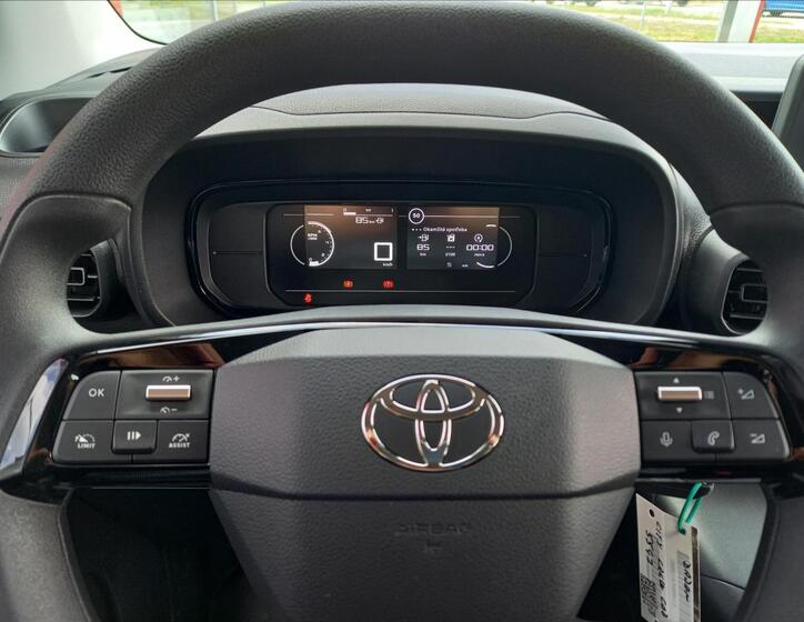 Toyota ProAce 16