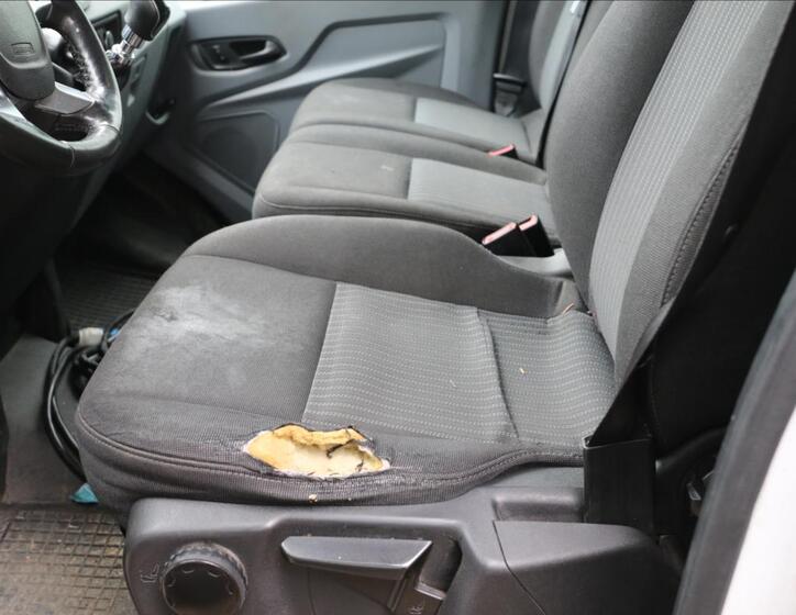 Ford Transit 7