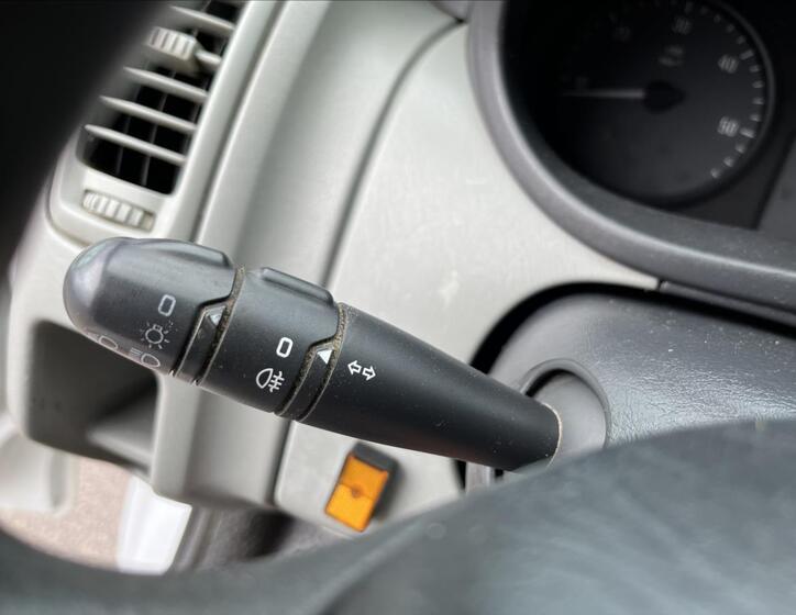 Opel Vivaro 17