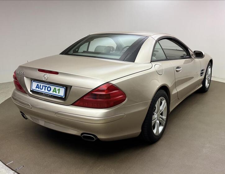 Mercedes-Benz SL 10