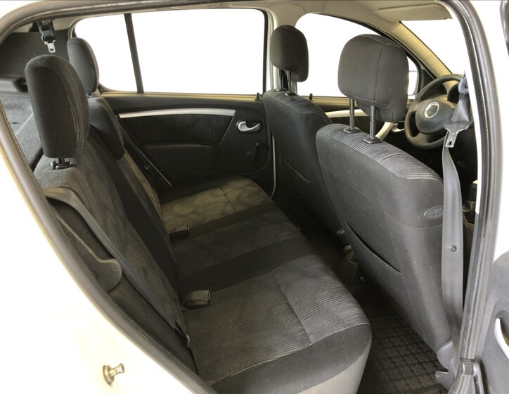 Dacia Sandero 11