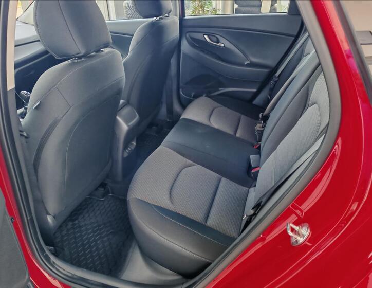 Hyundai i30 8
