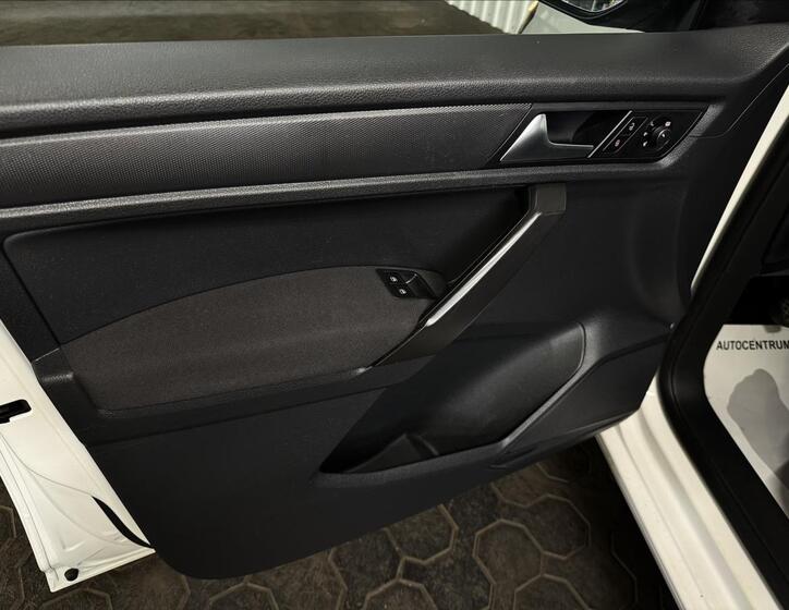 Volkswagen Caddy 14