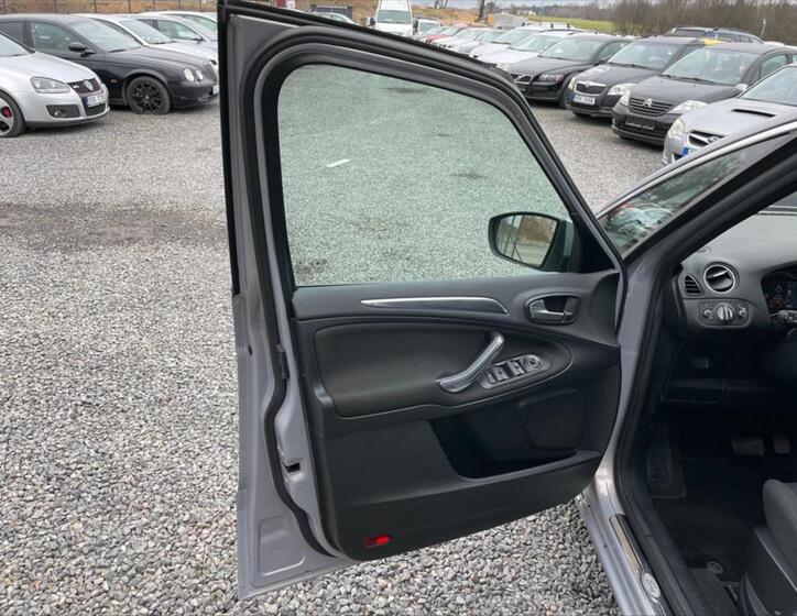 Ford S-MAX 20