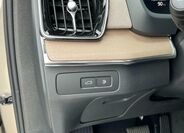 Volvo XC90 22