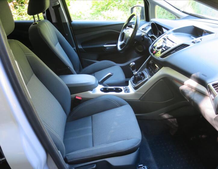 Ford C-MAX 12