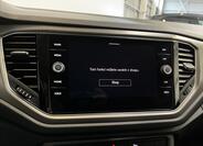 Volkswagen T-Roc 10